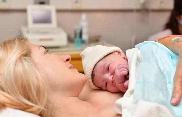 تفسير الولادة القيصرية في الحلم للمتزوجة الغير حامل